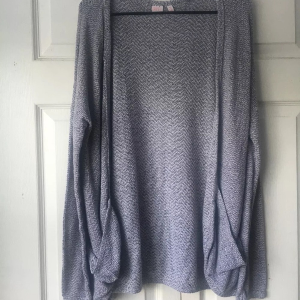 Oversized cardigan/sweater